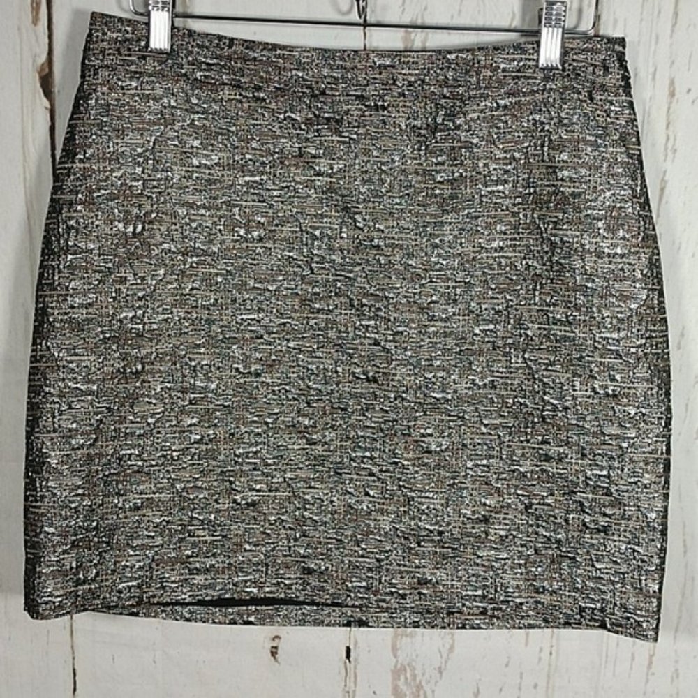 Banana Republic Textured Skirt in Black and Gray